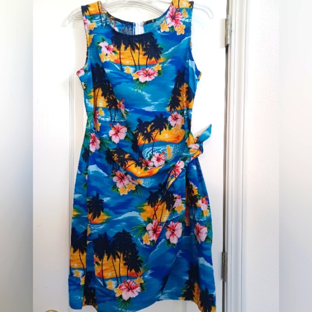 Vintage Hawaiian Wrap Dress, Size L